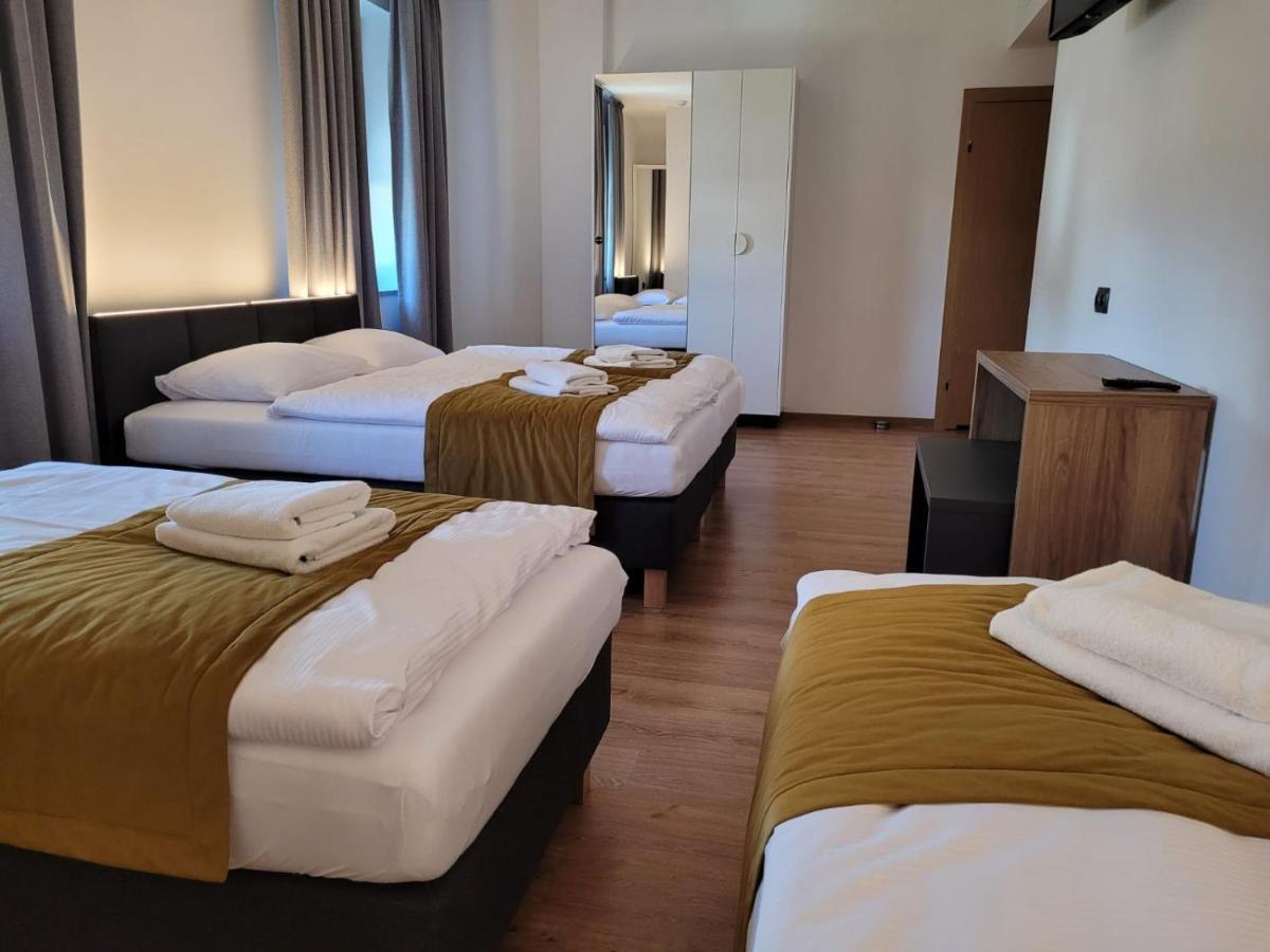 Good Sleep Bed & Breakfast Kolonowskie Exterior photo